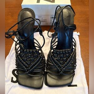 Shultz Sandalia Salto Alto black heeled sandals